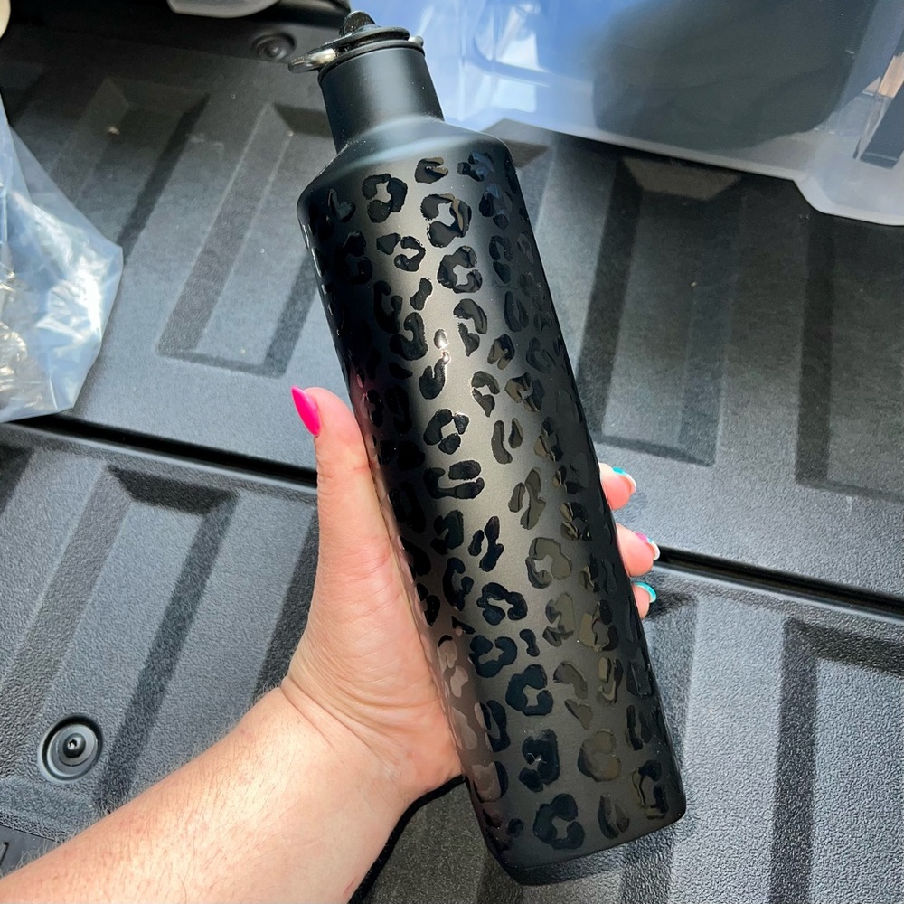 Brümate Onyx Leopard Print Water Bottle NEW WITHOUT TAGS - Picture 4 of 7